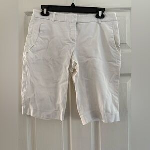 Theory Cream Women's Bermudas